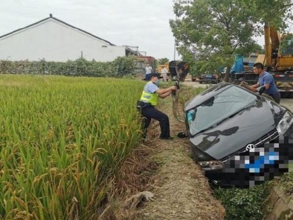 朝阳开发区吊车出租_大吨位吊车出租,吊车租赁1天多